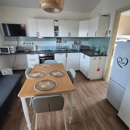 Surfe House Mirice Vignola Mare